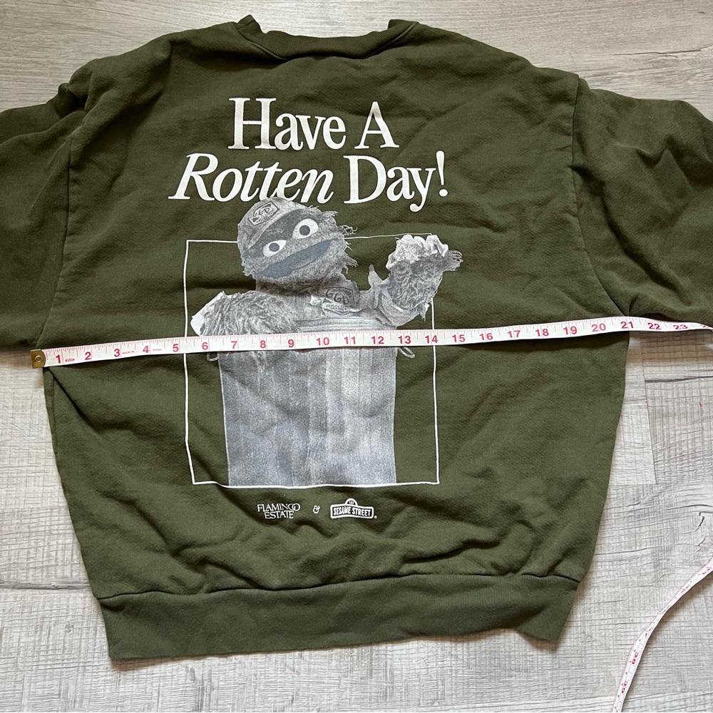 FLAMINGO ESTATE X Sesame Street Oscar The Grouch Olive Crewneck Sweater XS - Picture 12 of 14